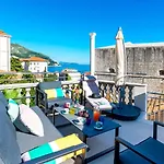 Laura * Dubrovnik