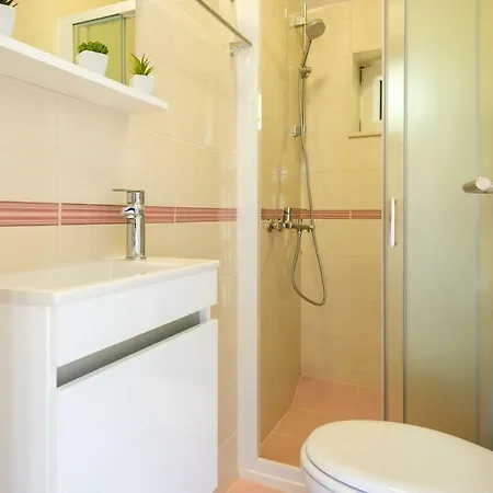 بيت للعطل Laura دوبروفينك