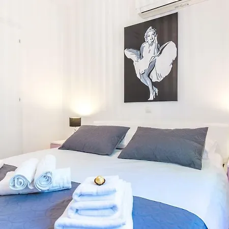 Laura بيت للعطل *