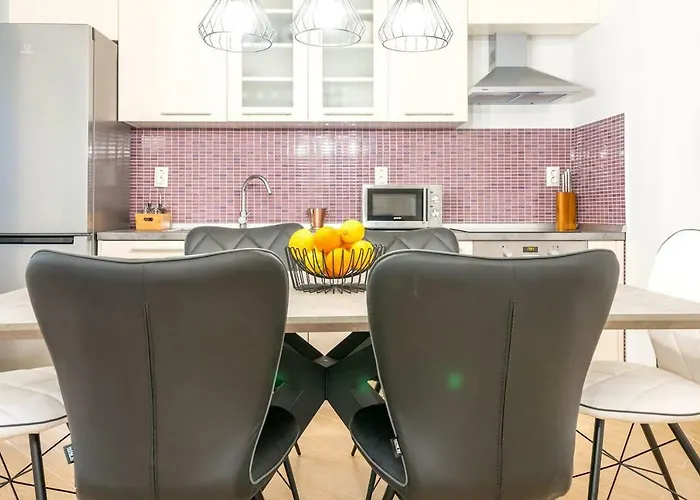 בית נופש Laura