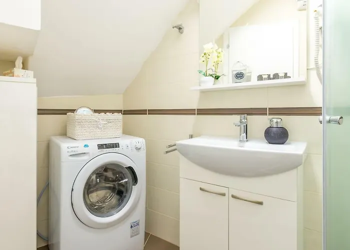 בית נופש Laura